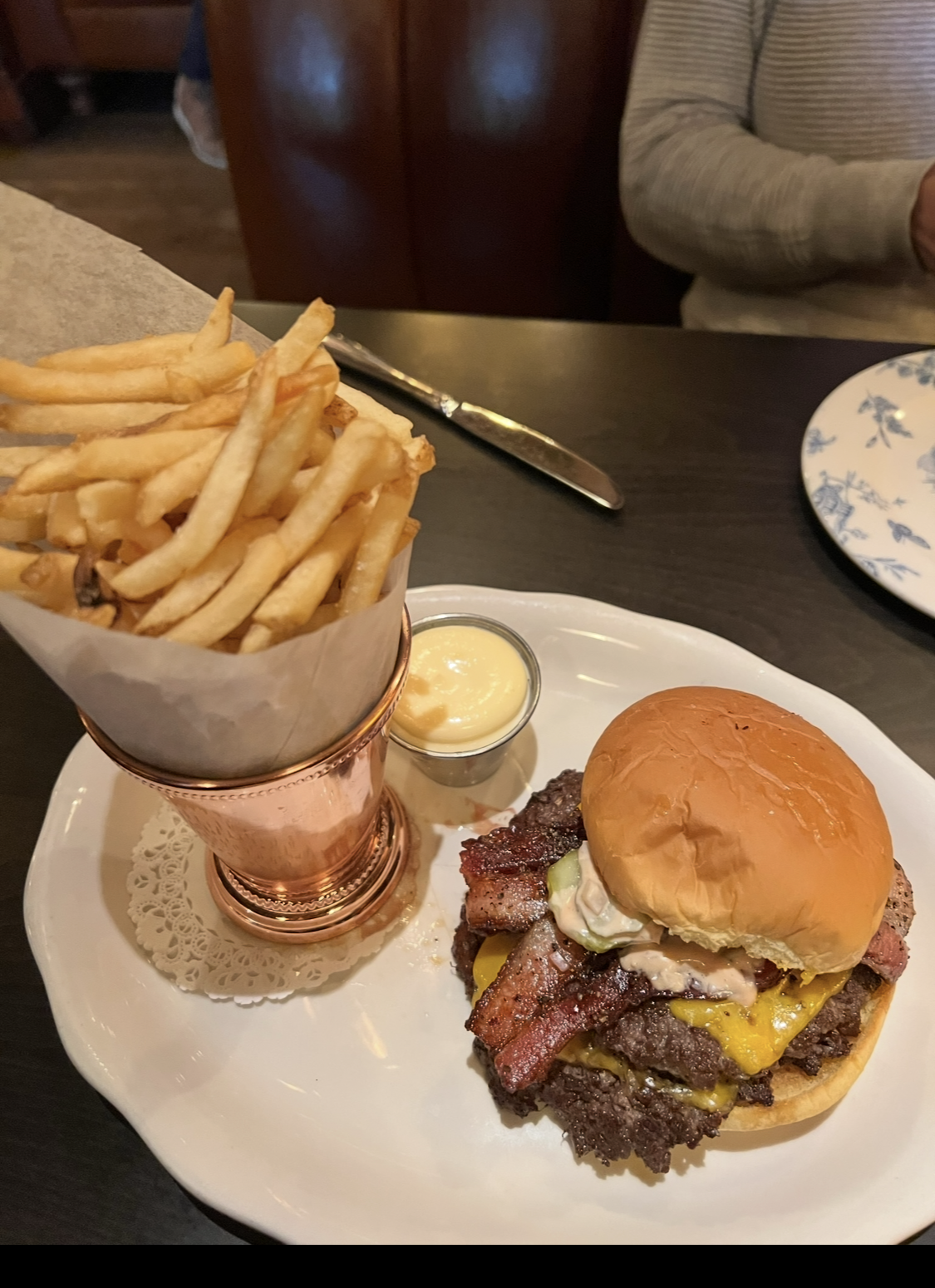 Dinner at Armitage Alehouse